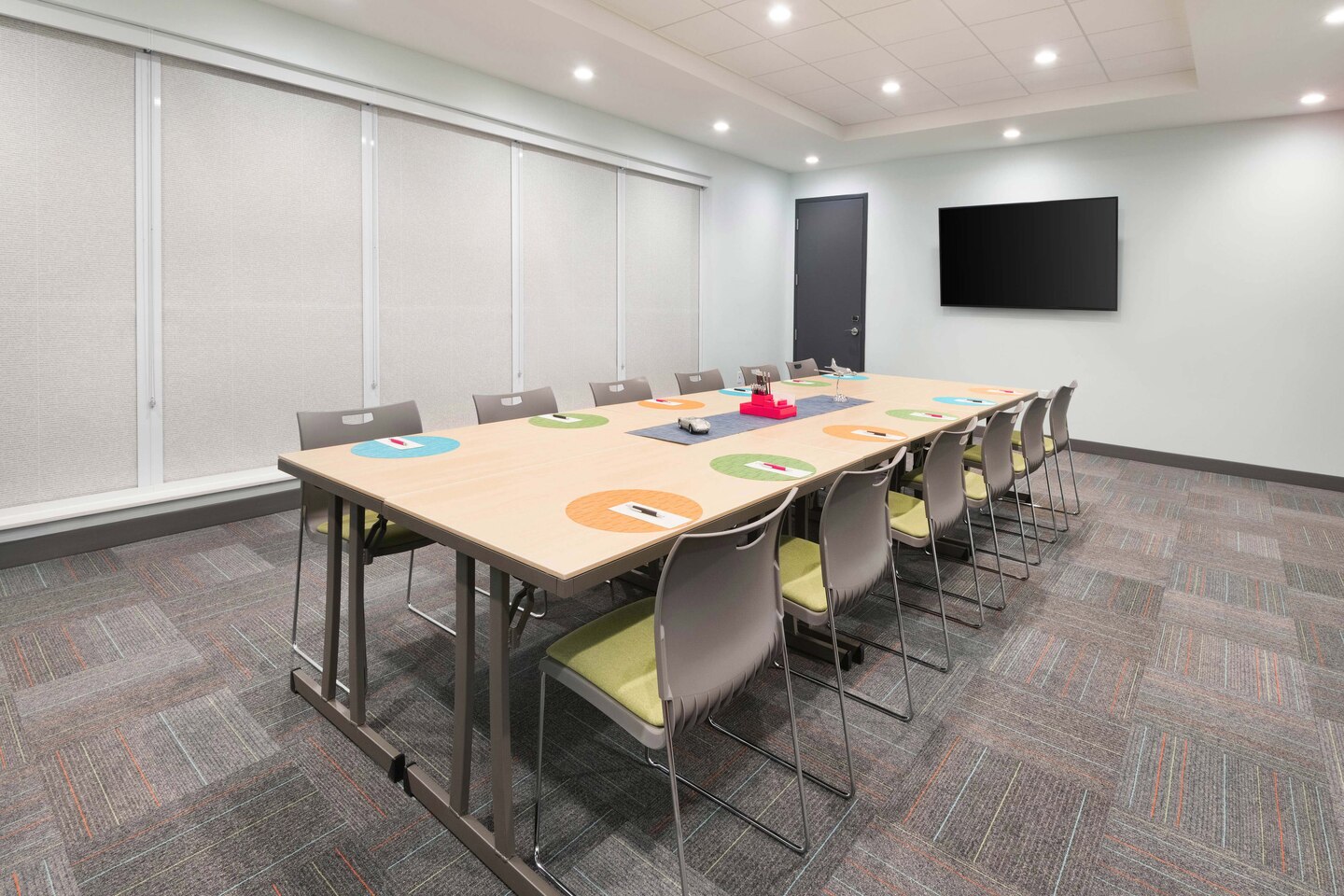 cvgaw-meetingroom-1317-hor-clsc.jpg